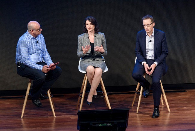 Deborah Holtham, Consultant at DXC Technology, leading the debate at a Telstra Wholesale customer event