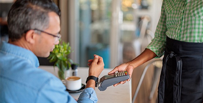 Powering cellular smartwatch connectivity 